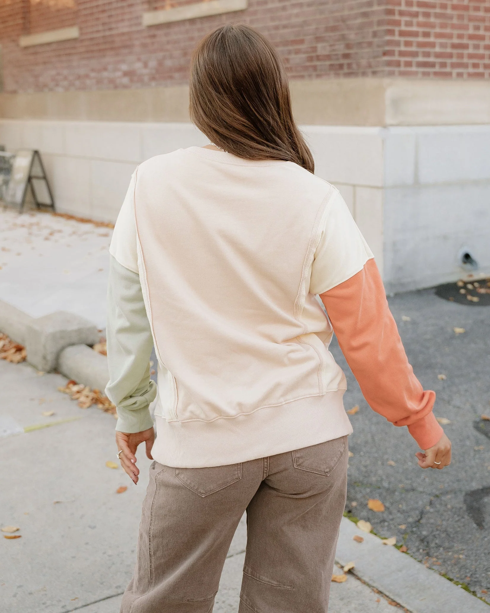 Evelyn Colorblock Patchwork Split Hem Casual Sweatshirt - Image 4
