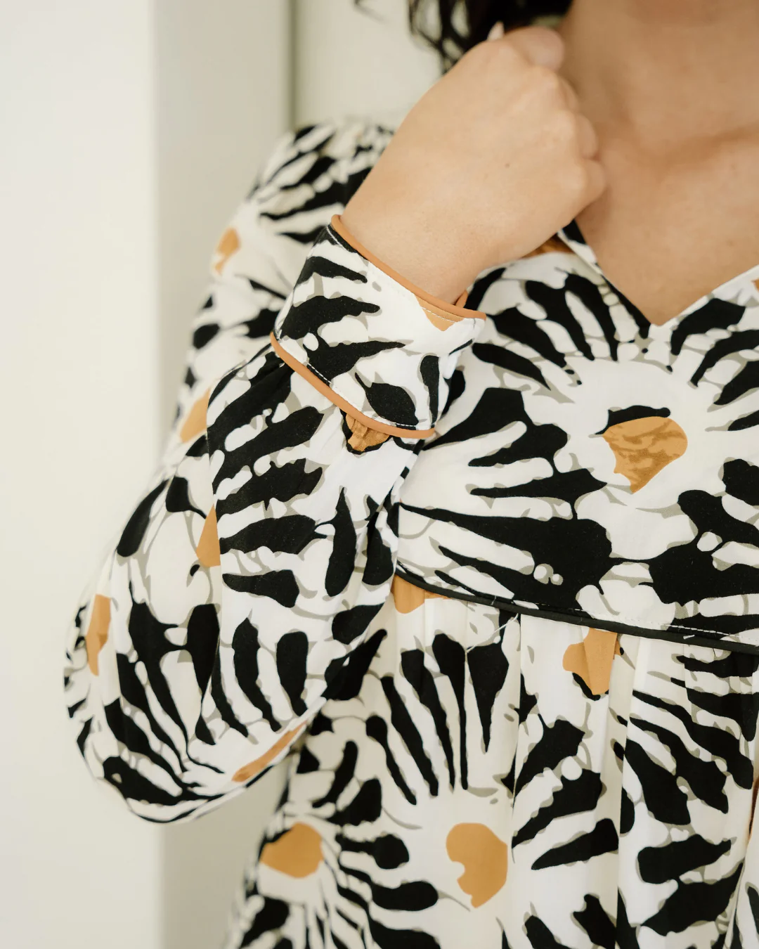 Lucille Abstract Floral Print Split V Neck Long Dress with Sleeves - Image 7
