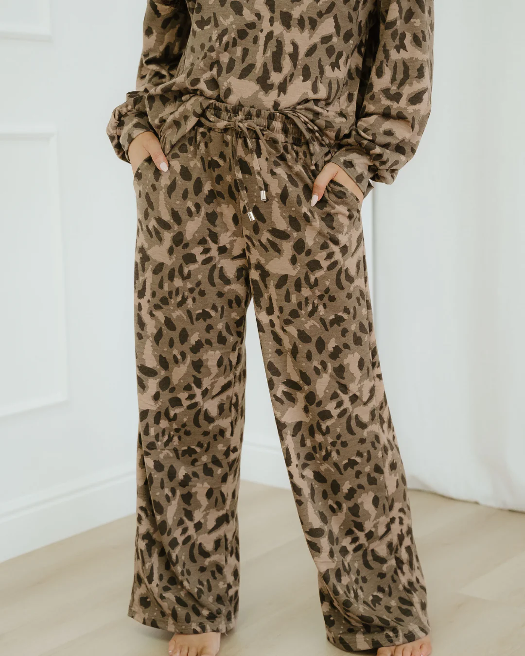 Reese Leopard Print Pullover Drawstring Loose Pants Set - Brown - Image 5