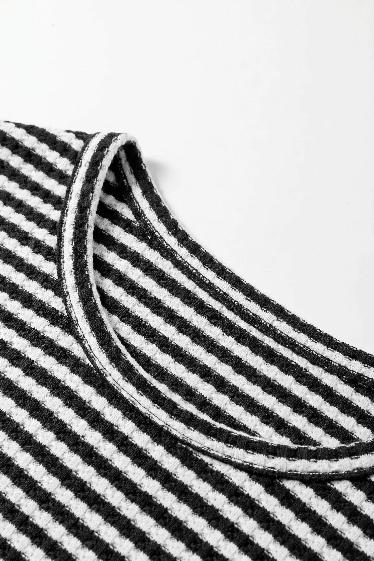Jaslyn Stripe Breathable Textured Knit Short 2pcs Set - Image 10
