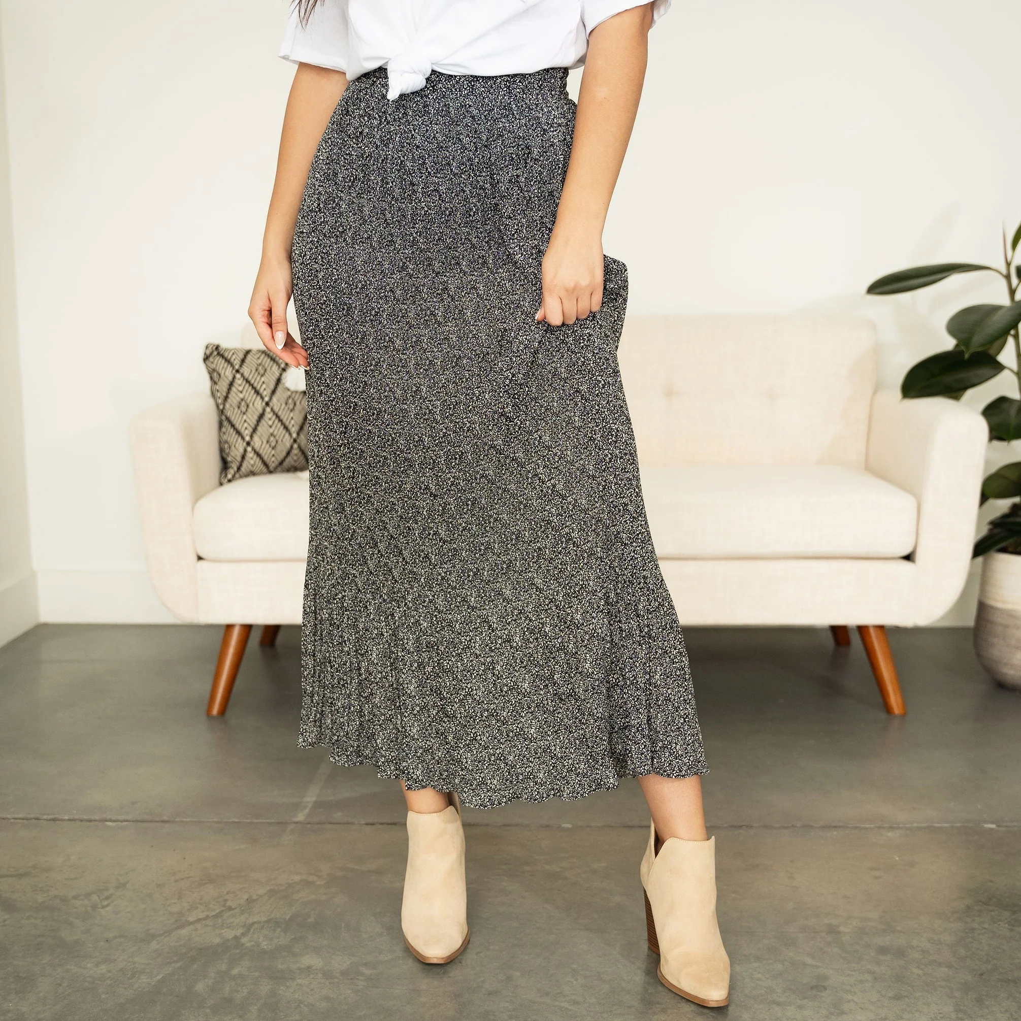 Charlie Floral Skirt - Black - Image 3