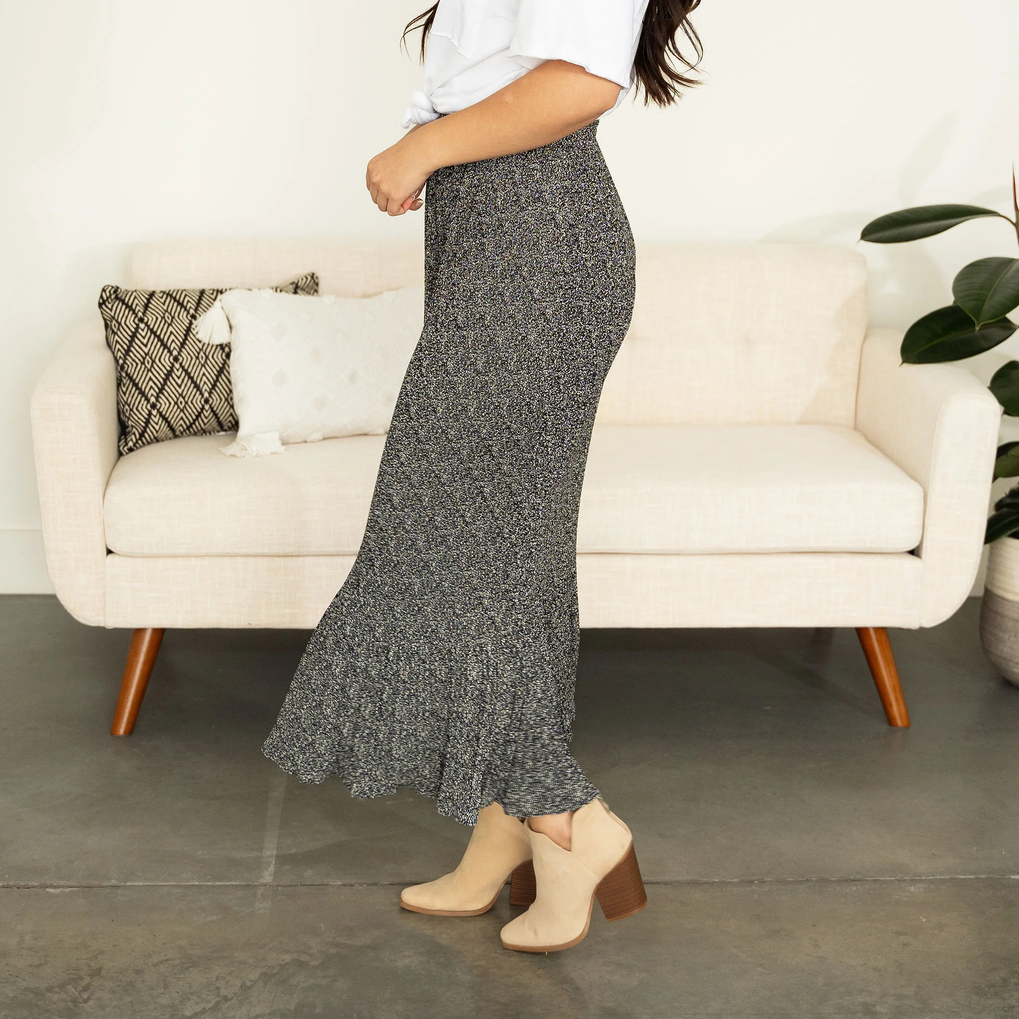 Charlie Floral Skirt - Black - Image 8