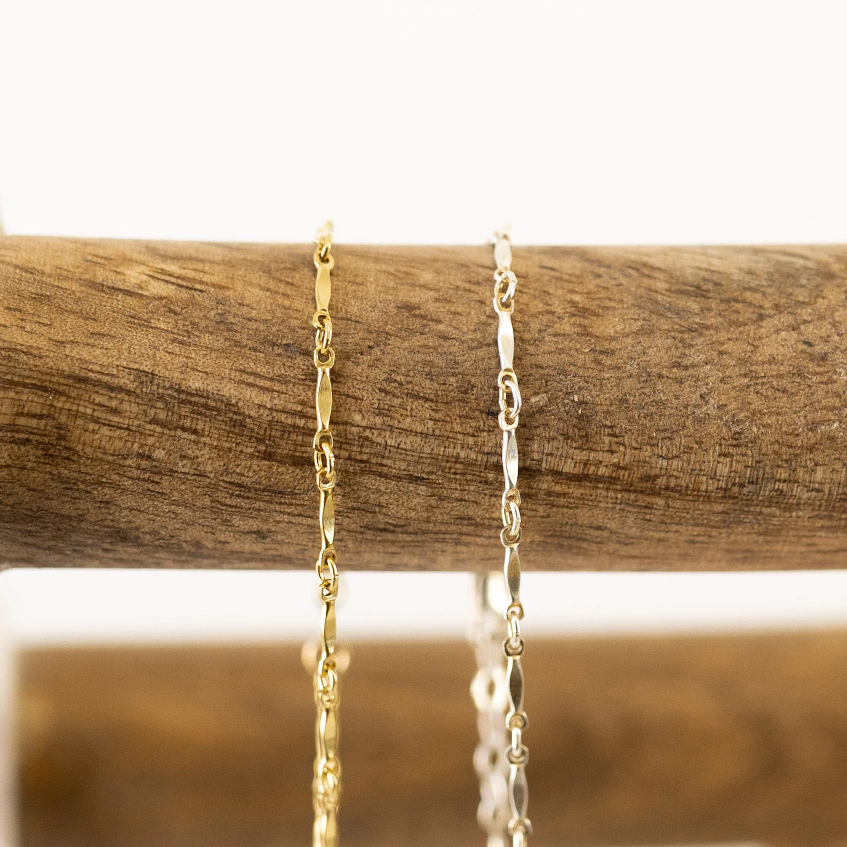 Dapped Bar Necklace - Image 6