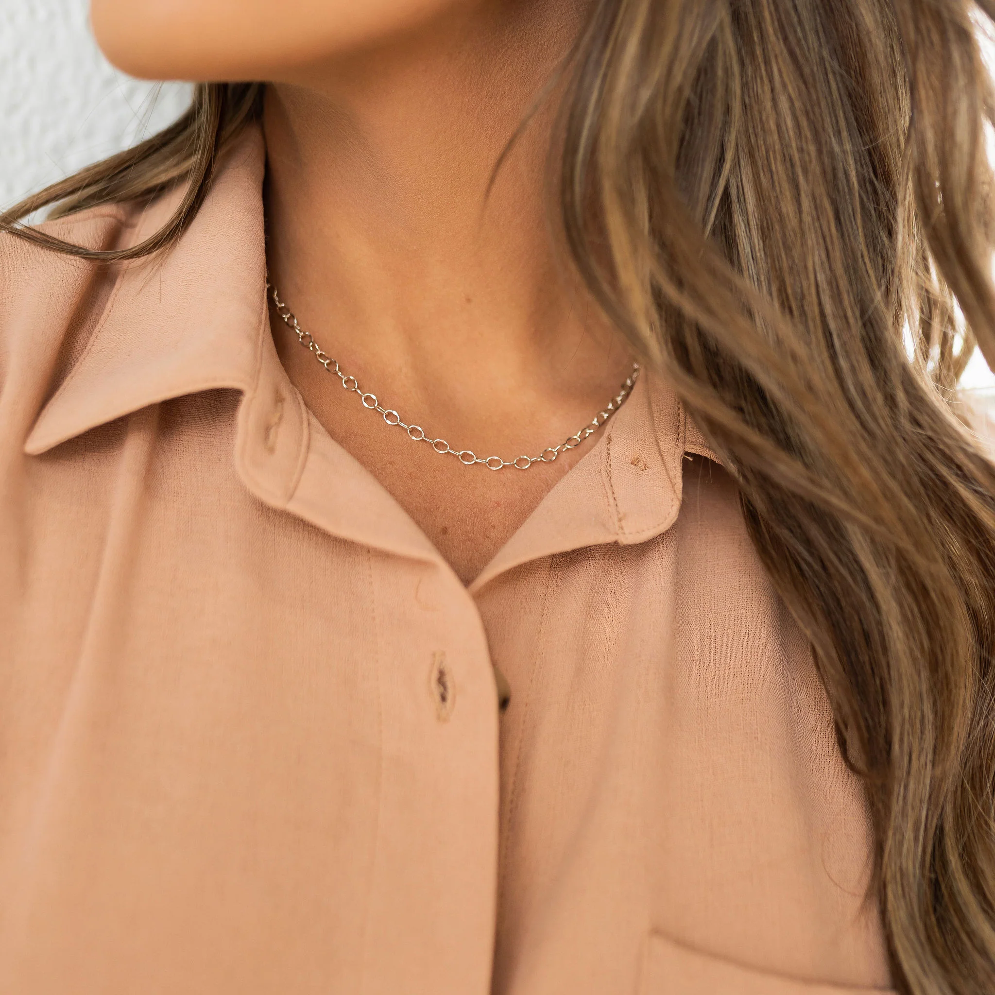Dapped Oval Necklace - Image 4