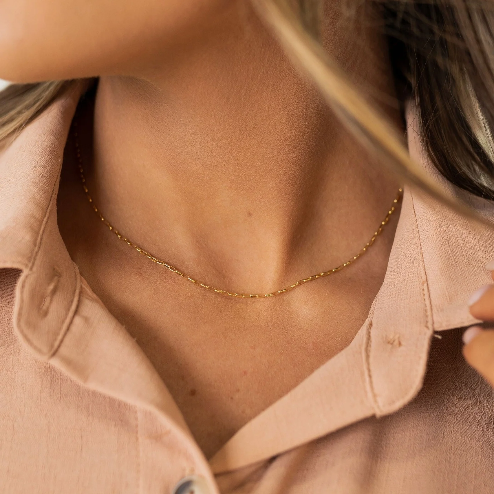 Delicate Elongated Oval Necklace - Image 4