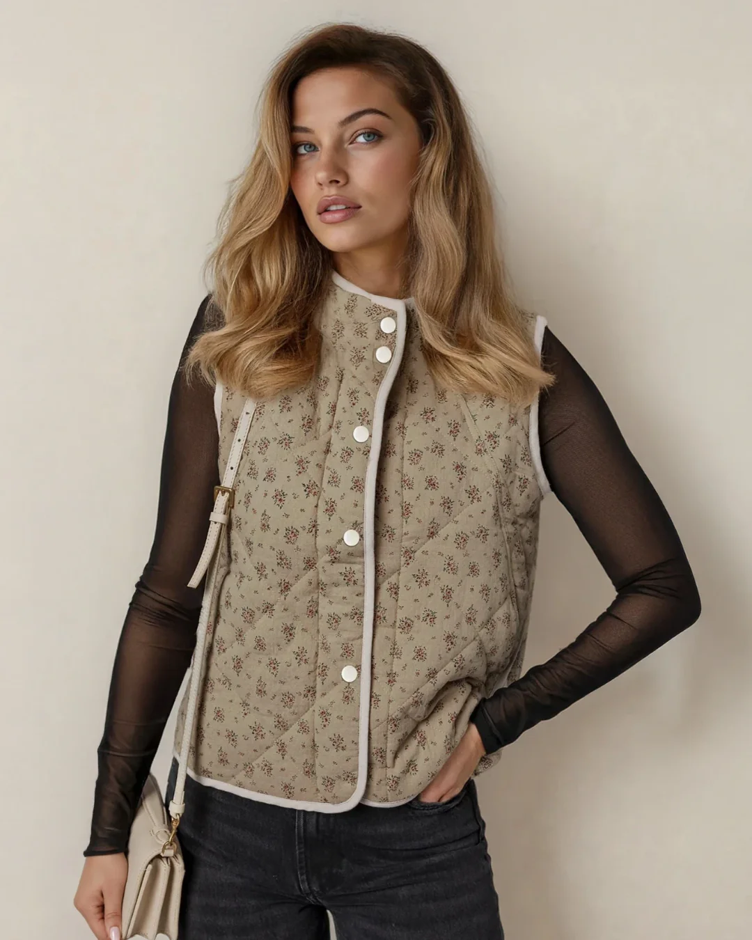 Sloane Floral Print Quilted Concealed Button Vest - Image 3