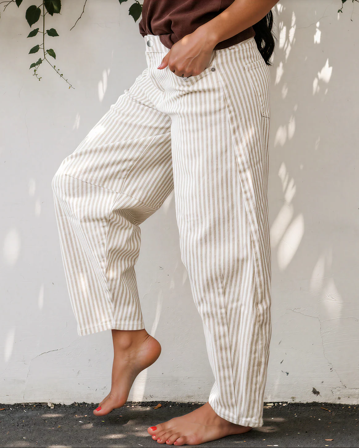 Lennox Stripe Casual Barrel Jeans - Khaki - Image 4
