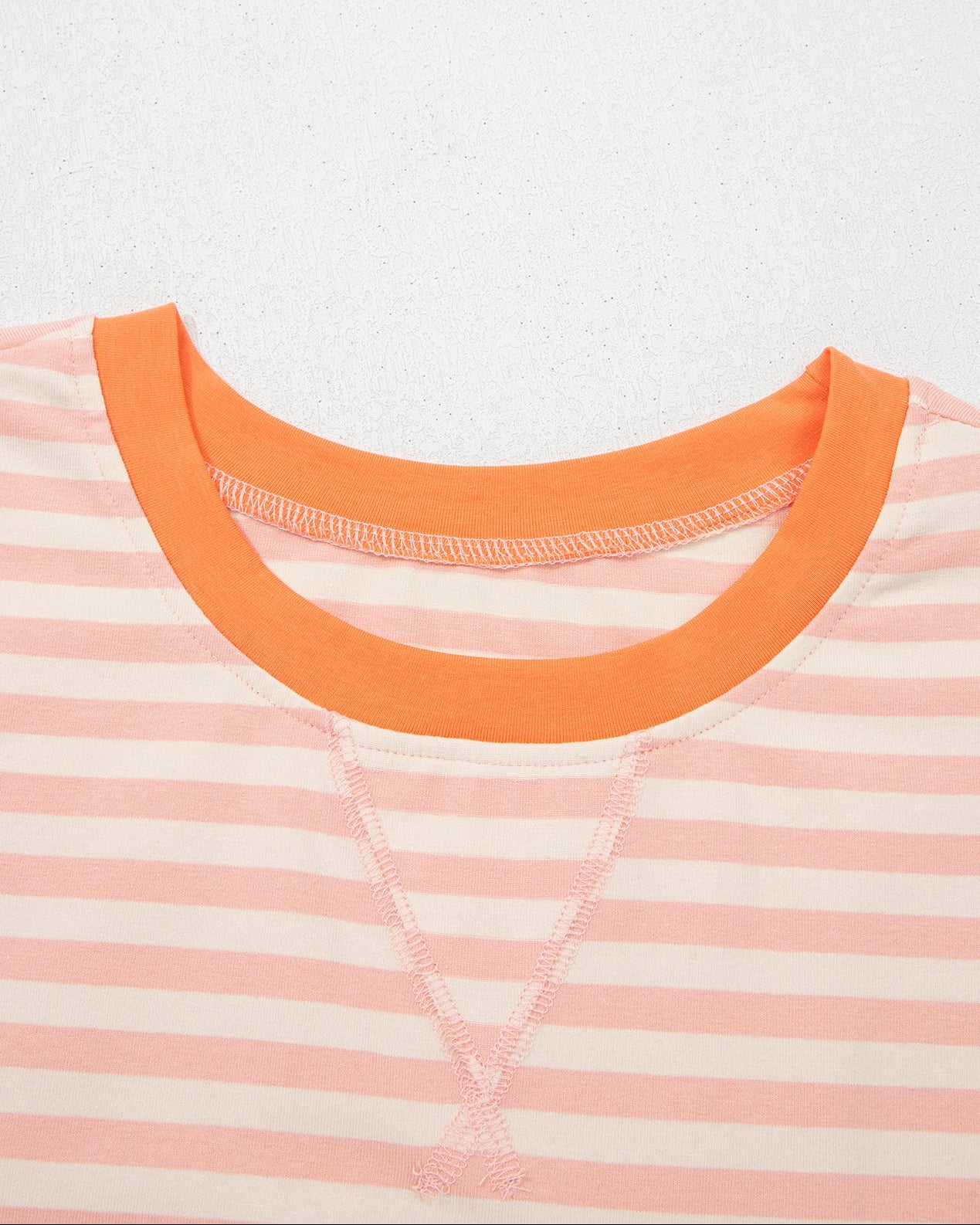 Weekend Retreat Set Contrast Neck Loose Tee and Drawstring Shorts Set - Pink - Image 5