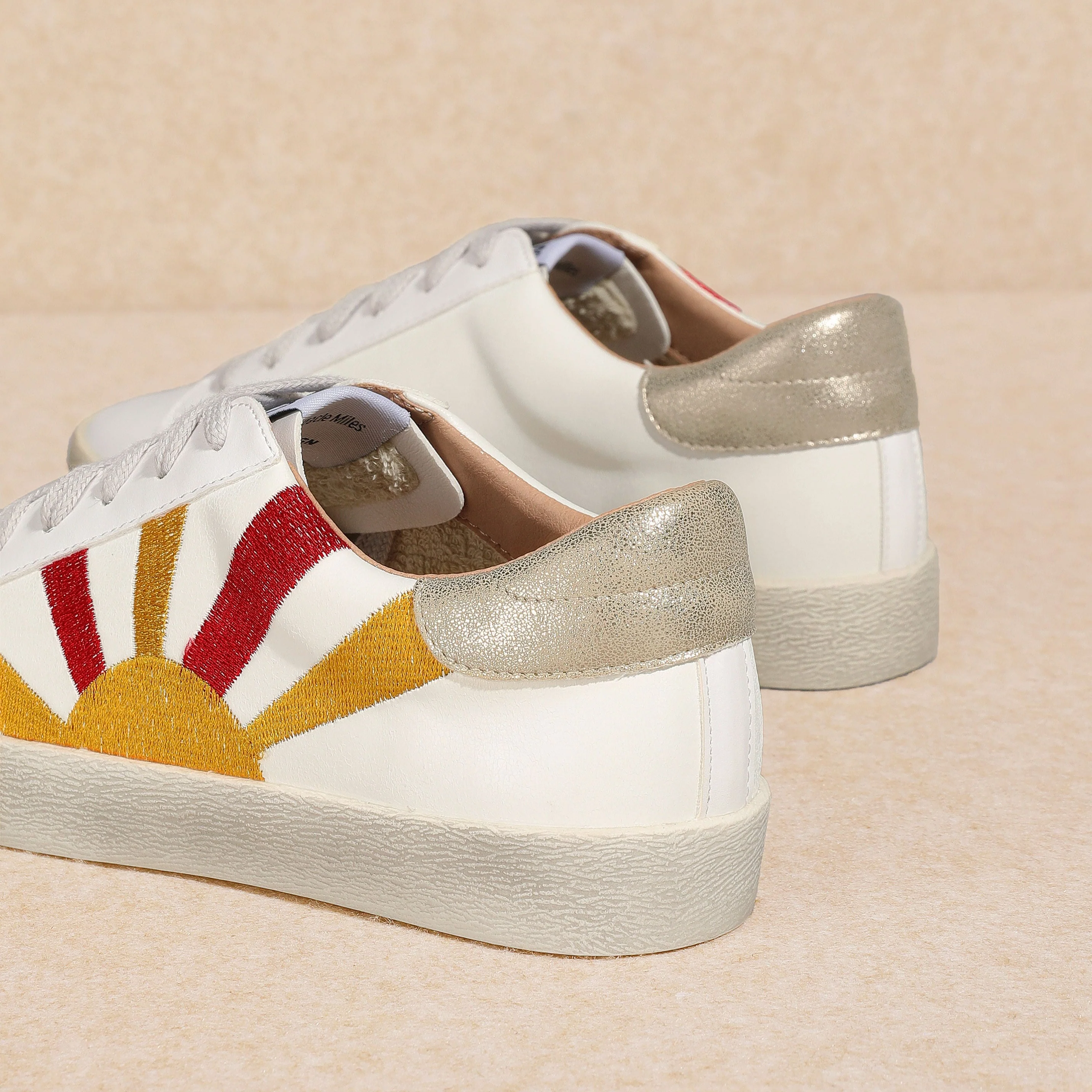 Sunny Sneakers - Image 5