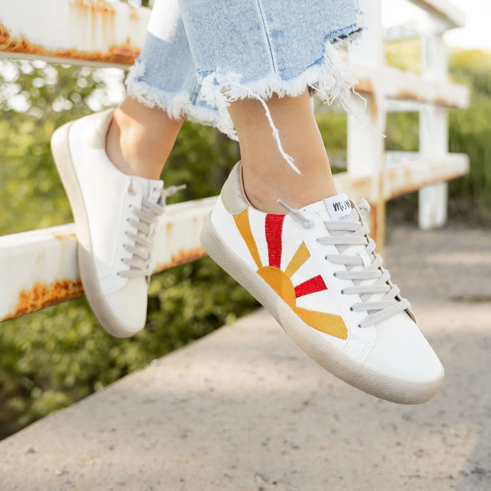 Sunny Sneakers - Image 8